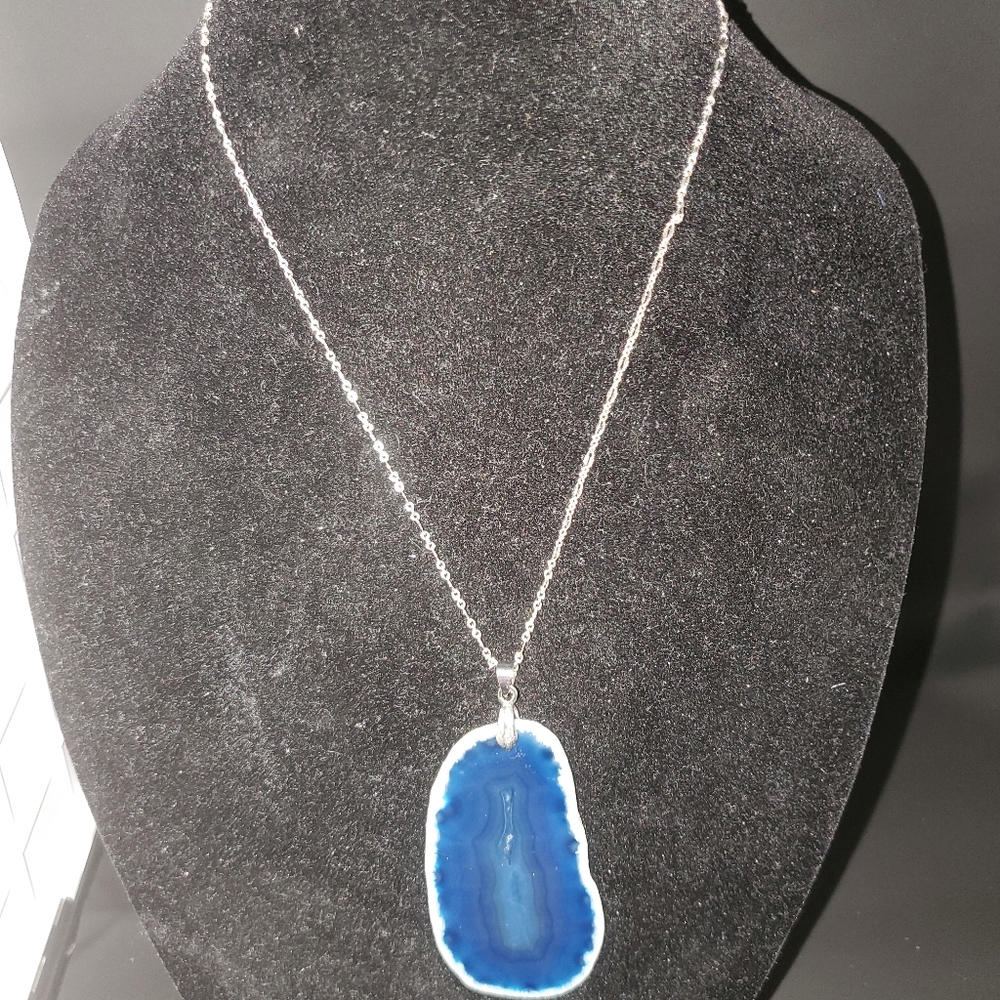 Necklace - Picture 3 of 6